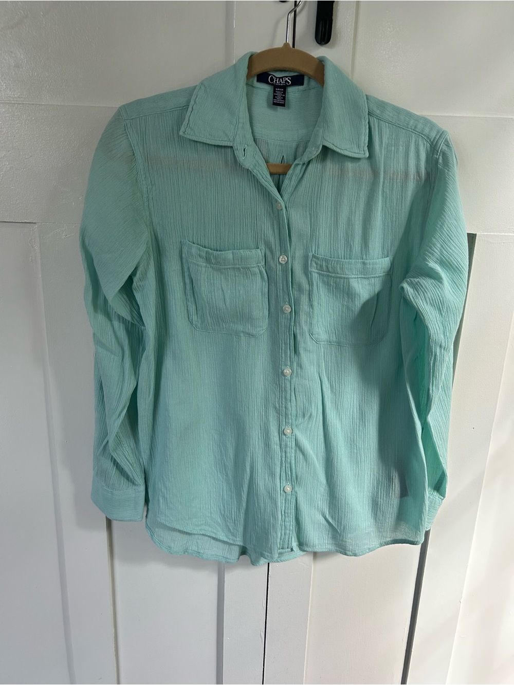 CHAPS Mint Green Crinkle Gauze Button Down Size Small